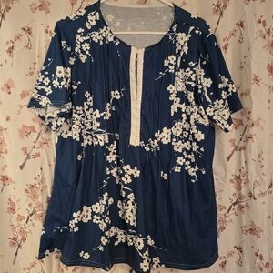 Floral Blue and White Women's Top